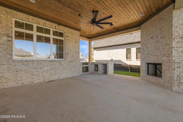 408 Abercrombie Way, Youngsville, LA 70592