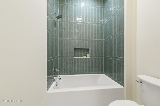 408 Abercrombie Way, Youngsville, LA 70592