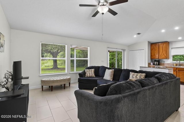 10998 RIVER FALLS Drive, Jacksonville, FL 32219