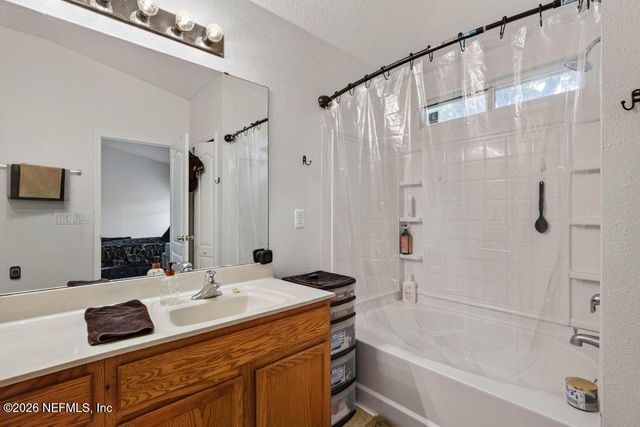 10998 RIVER FALLS Drive, Jacksonville, FL 32219