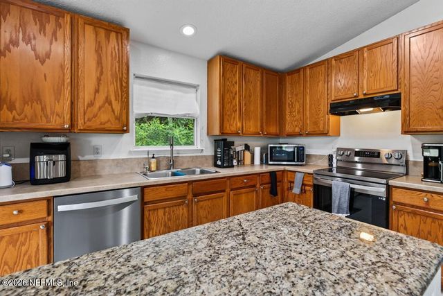 10998 RIVER FALLS Drive, Jacksonville, FL 32219