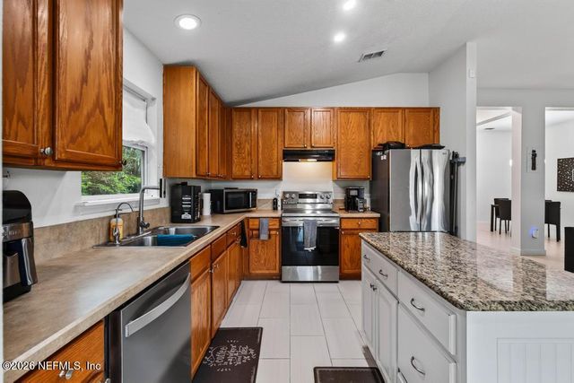 10998 RIVER FALLS Drive, Jacksonville, FL 32219