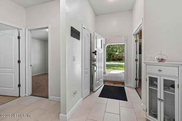 10998 RIVER FALLS Drive, Jacksonville, FL 32219