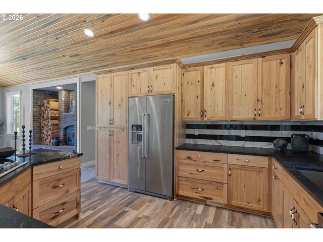 19261 S MUNSON Rd, Molalla, OR 97038