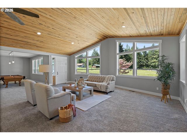 19261 S MUNSON Rd, Molalla, OR 97038