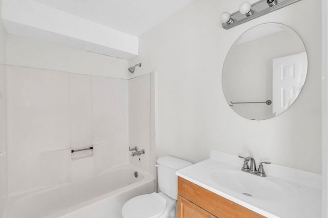 13 Travis Road, Rossville, GA 30741