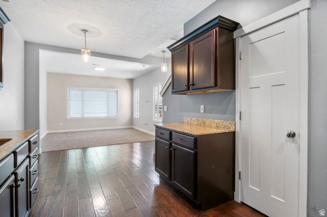 3708 W PERIWINKLE DR, South Jordan, UT 84095