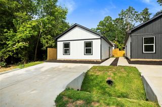 11553 Persimmon Street, Willis, TX 77318