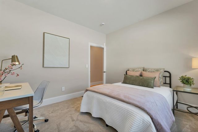 148 County Road, Amherst, NH 03055