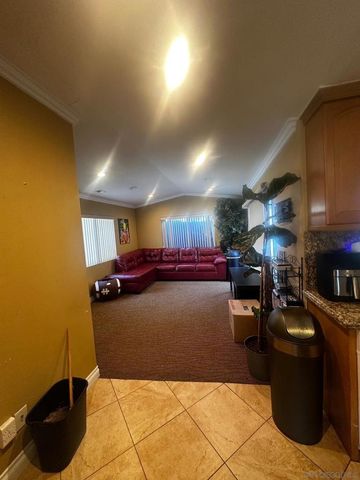 5935 Flipper Dr, San Diego, CA 92114