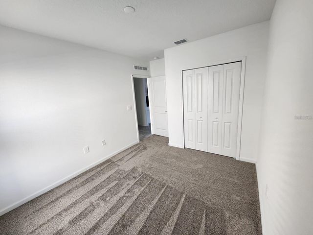 2713 RUNNERS CIRCLE, Clermont, FL 34714