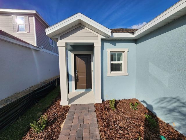 2713 RUNNERS CIRCLE, Clermont, FL 34714