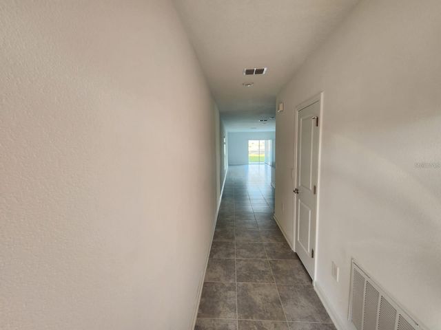 2713 RUNNERS CIRCLE, Clermont, FL 34714