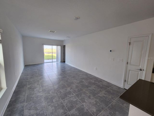 2713 RUNNERS CIRCLE, Clermont, FL 34714