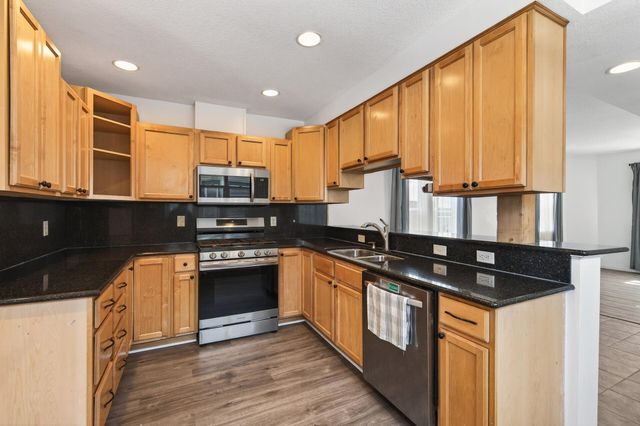 929 Euclid Street, Saint Paul, MN 55106