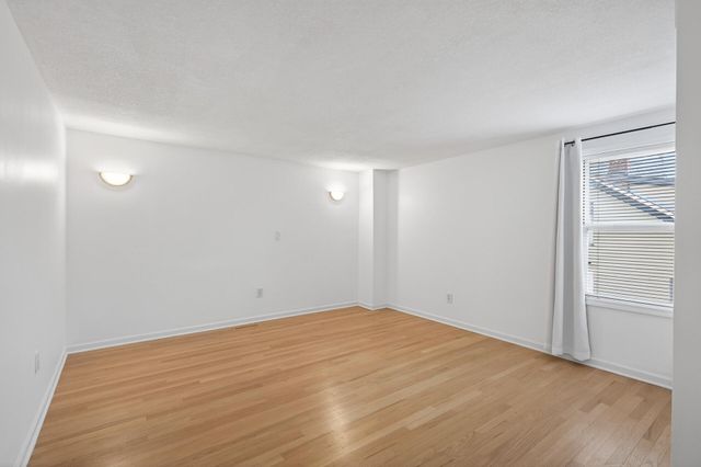 929 Euclid Street, Saint Paul, MN 55106