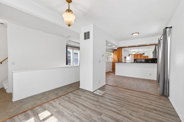 929 Euclid Street, Saint Paul, MN 55106