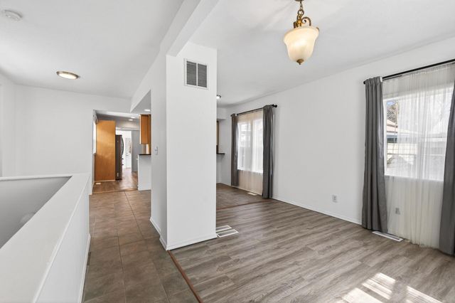 929 Euclid Street, Saint Paul, MN 55106