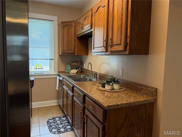 10315 Maddox Place, Overland, MO 63114