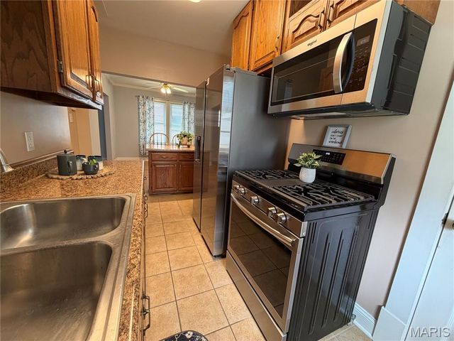 10315 Maddox Place, Overland, MO 63114