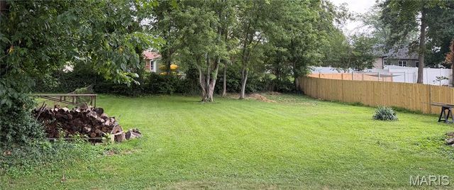 10315 Maddox Place, Overland, MO 63114
