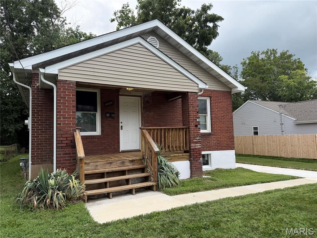 10315 Maddox Place, Overland, MO 63114