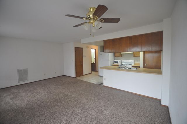 825 Mission Sierra Court, Redding, CA 96003