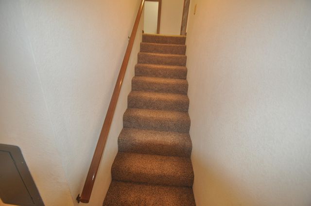 825 Mission Sierra Court, Redding, CA 96003