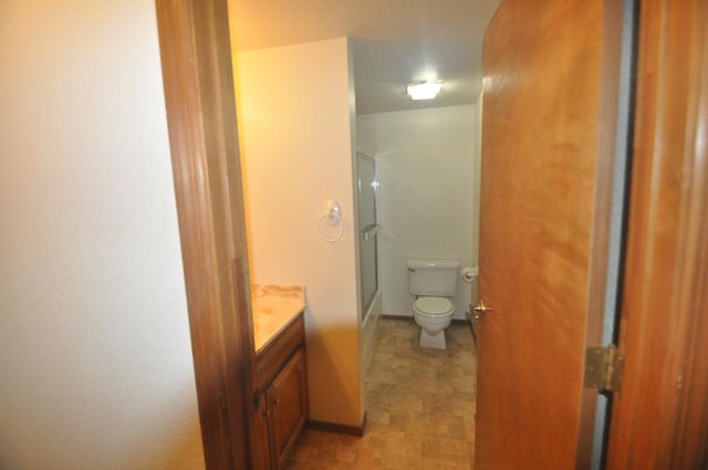 825 Mission Sierra Court, Redding, CA 96003