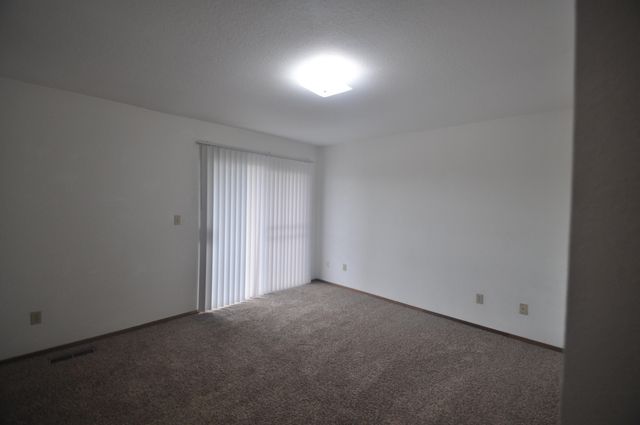 825 Mission Sierra Court, Redding, CA 96003