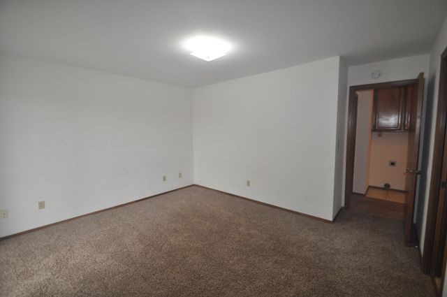 825 Mission Sierra Court, Redding, CA 96003