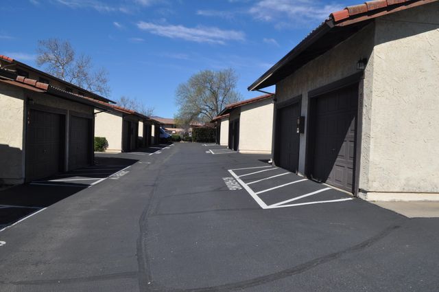 825 Mission Sierra Court, Redding, CA 96003