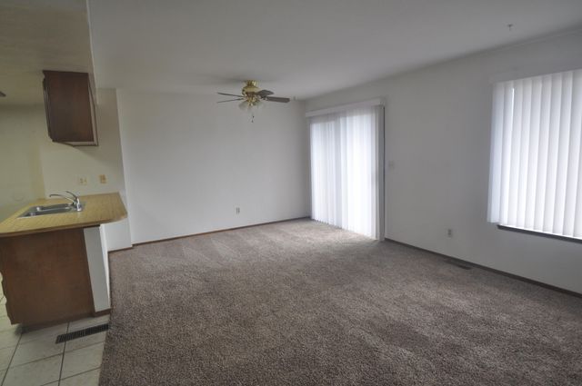 825 Mission Sierra Court, Redding, CA 96003