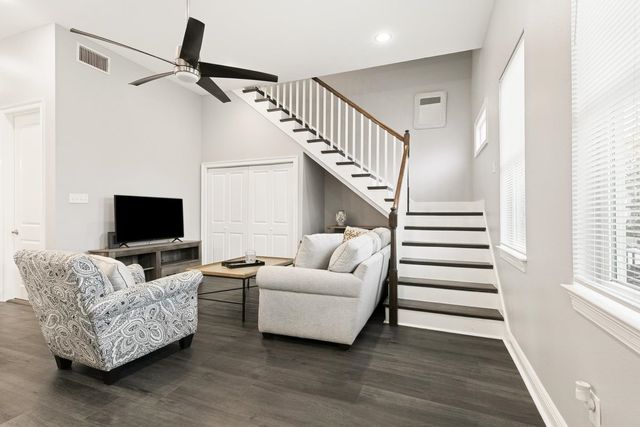 2133 Dumaine St, New Orleans, LA 70116