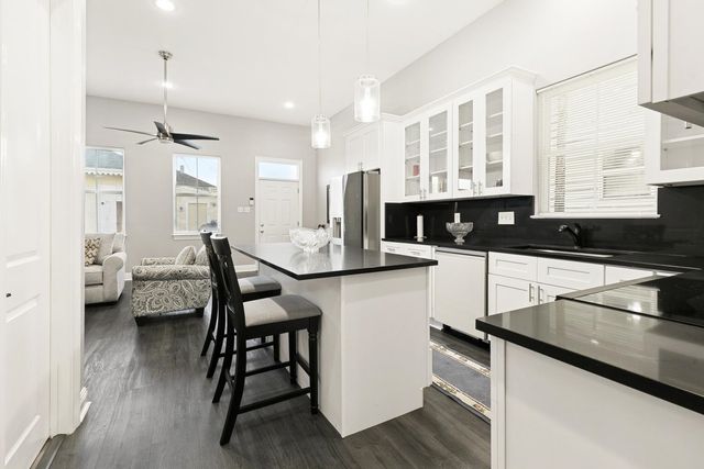 2133 Dumaine St, New Orleans, LA 70116