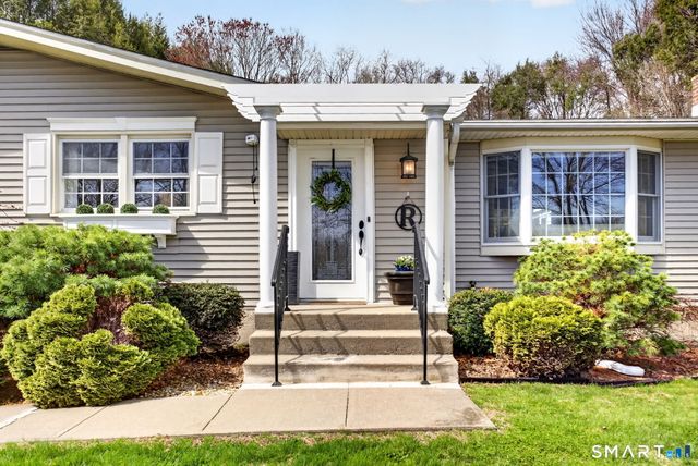 9 Round Hill Drive, Monroe, CT 06468