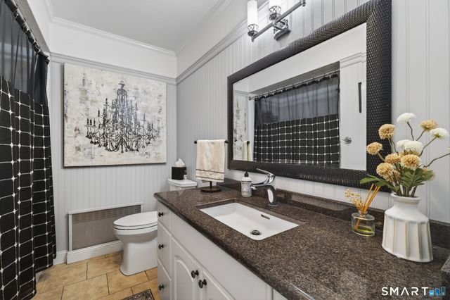 9 Round Hill Drive, Monroe, CT 06468