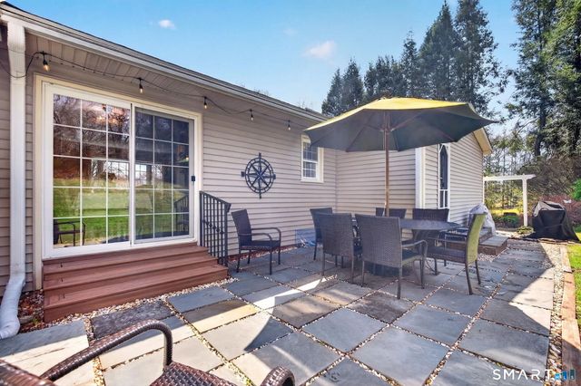 9 Round Hill Drive, Monroe, CT 06468