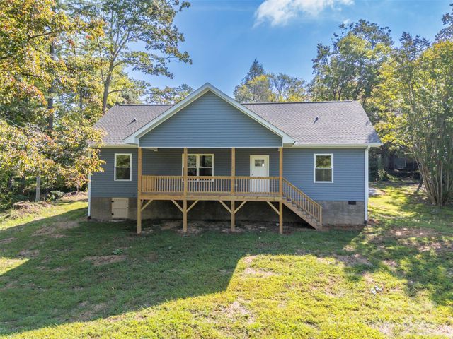 213 Calhoun Street, Hendersonville, NC 28739