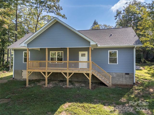 213 Calhoun Street, Hendersonville, NC 28739