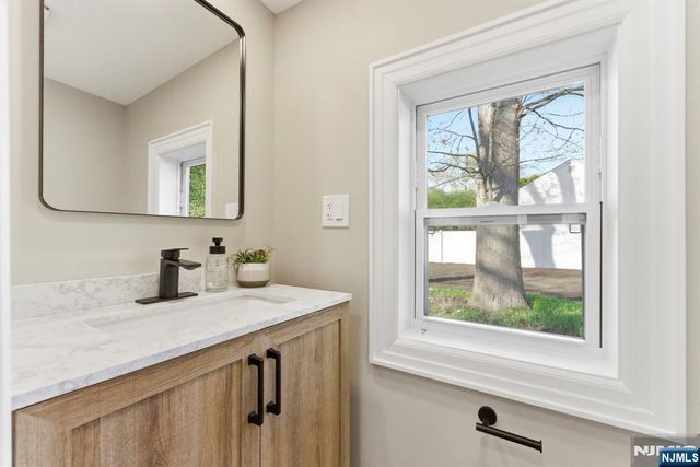 224 Godwin Avenue, Wyckoff, NJ 07481