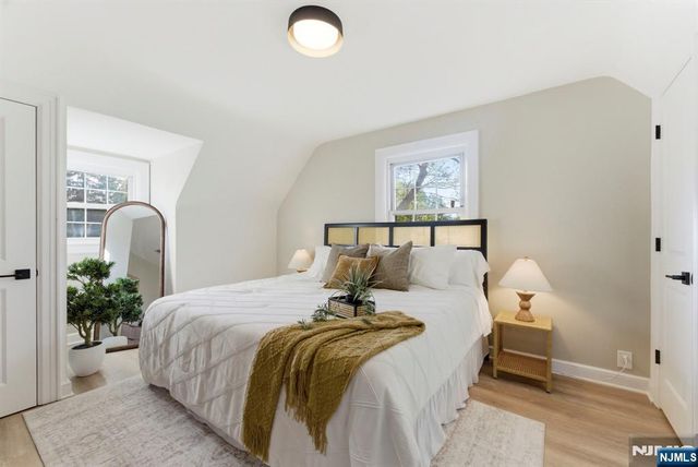 224 Godwin Avenue, Wyckoff, NJ 07481