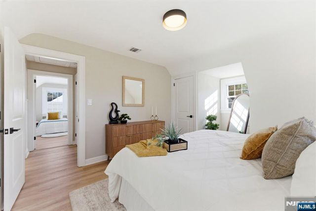 224 Godwin Avenue, Wyckoff, NJ 07481
