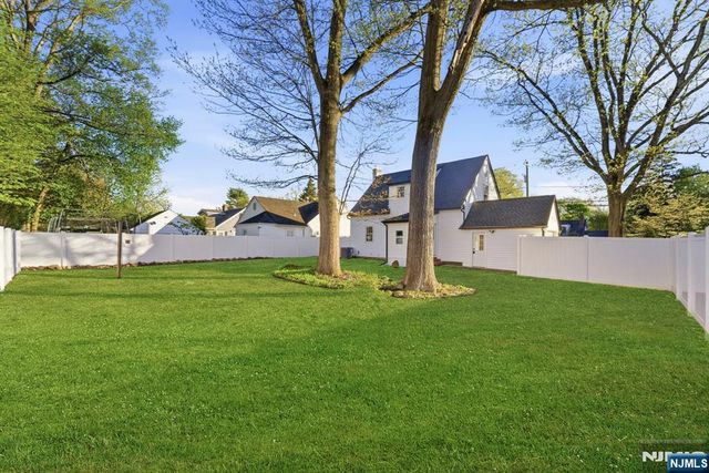 224 Godwin Avenue, Wyckoff, NJ 07481