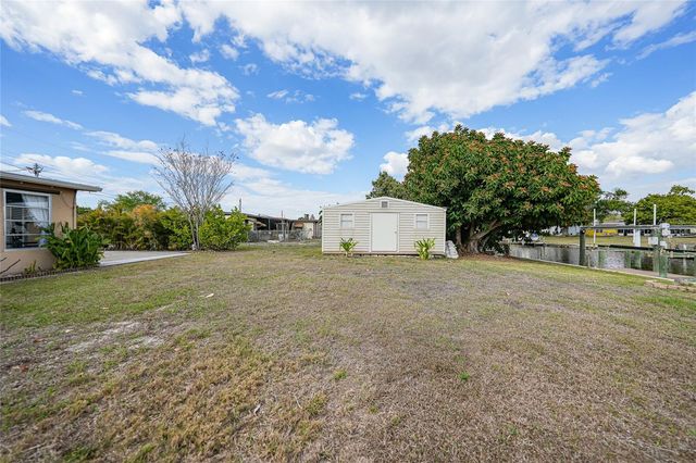 731 PALMETTO DRIVE NE, Port Charlotte, FL 33952