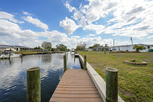 731 PALMETTO DRIVE NE, Port Charlotte, FL 33952