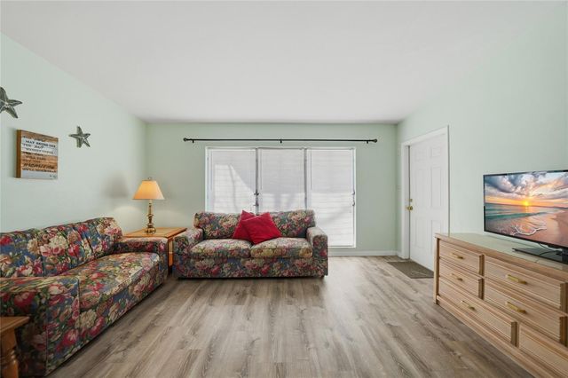 731 PALMETTO DRIVE NE, Port Charlotte, FL 33952