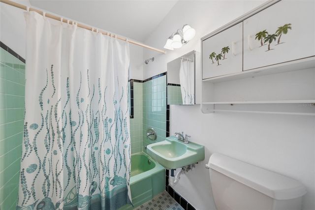 731 PALMETTO DRIVE NE, Port Charlotte, FL 33952