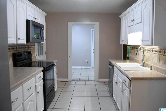 1564 PEACEBURG LANE, Weaver, AL 36277