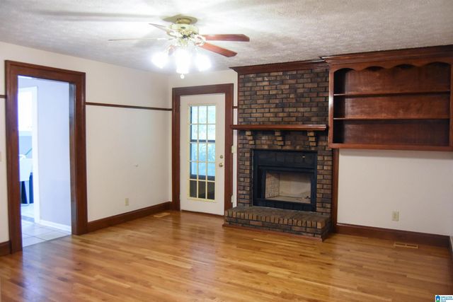 1564 PEACEBURG LANE, Weaver, AL 36277